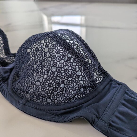 Wacoal Lingerie - Picture 2 of 4